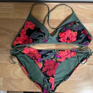 Floral Bikini Set in Green and Red